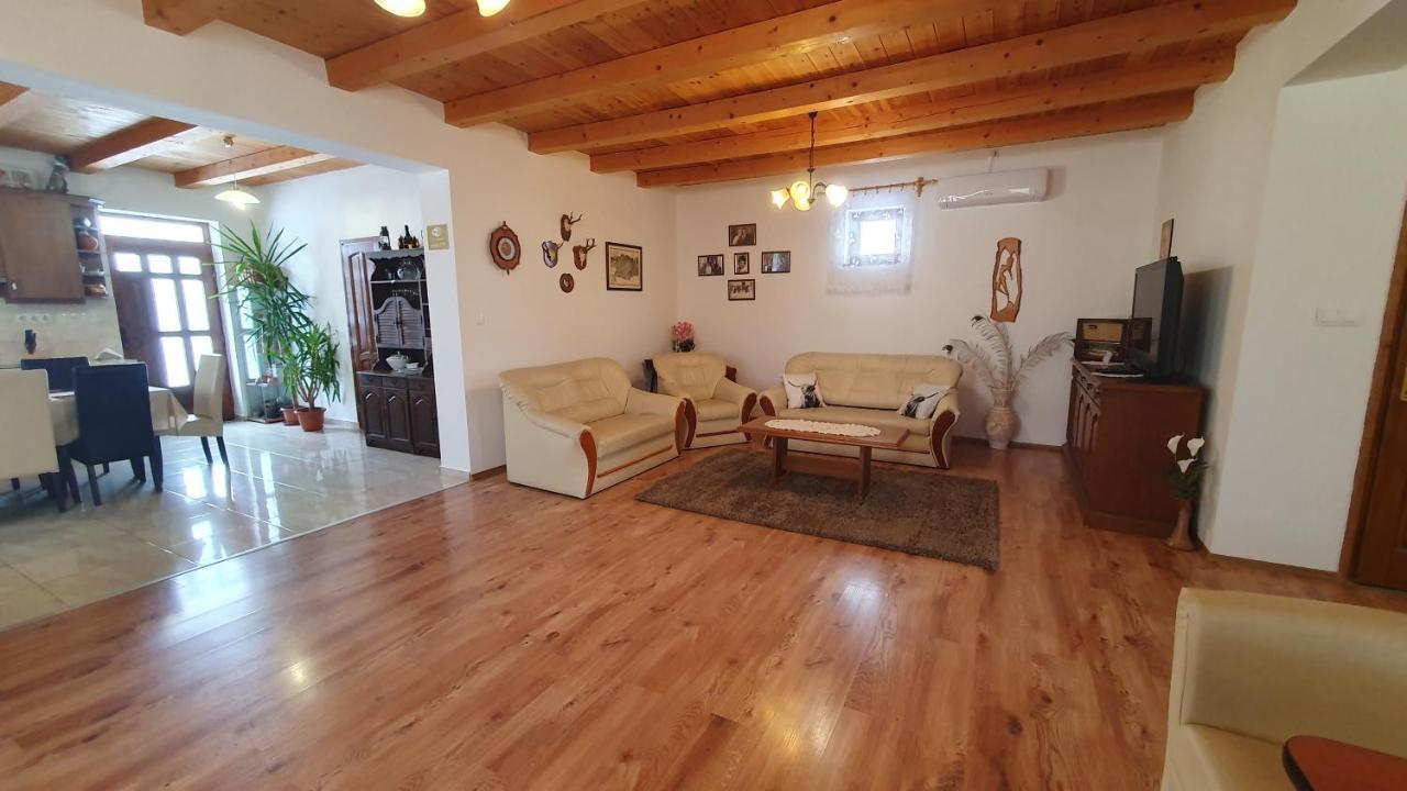 Kekszilva Vendeghaz Hotel Pap Екстериор снимка